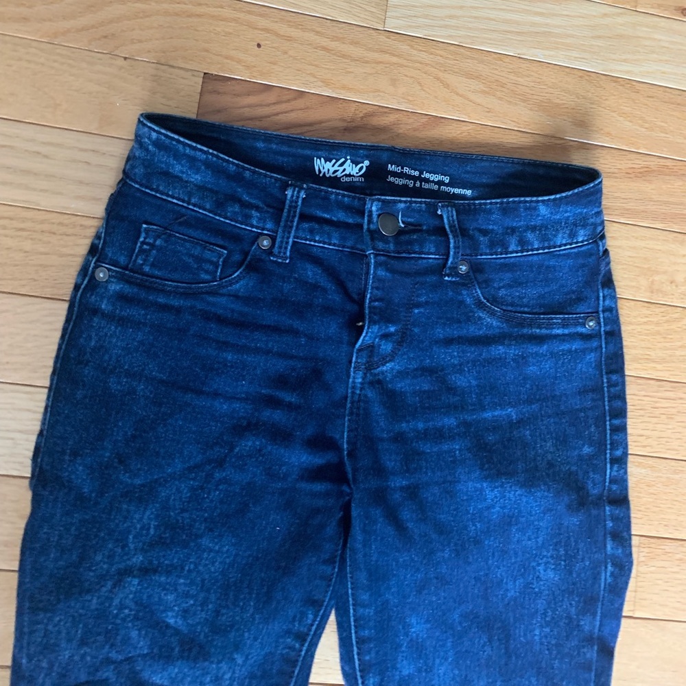 Acid wash skinny dark jeans